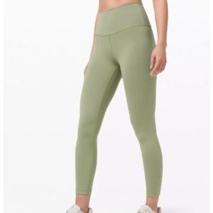 Size 8 Lululemon Willow green Wunder Train leggings 25”
